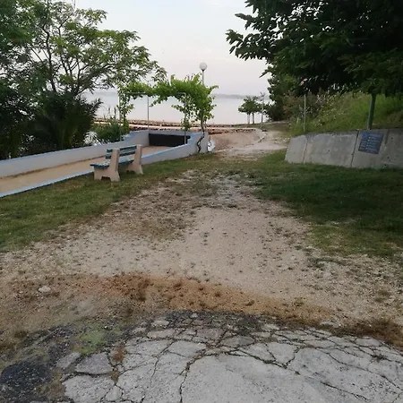 Casa Maslina - 2 Διαμέρισμα Rtina